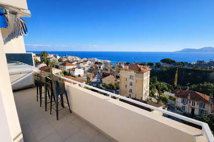 Квартира в Каннах, Франция, 30 м² - фото 1