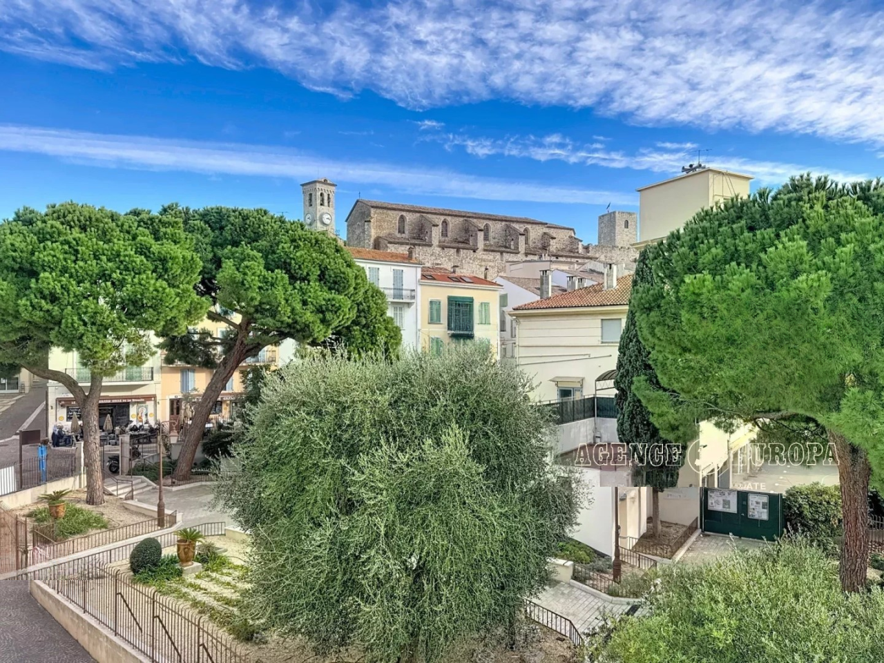 Квартира в Каннах, Франция, 110 м² - фото 1