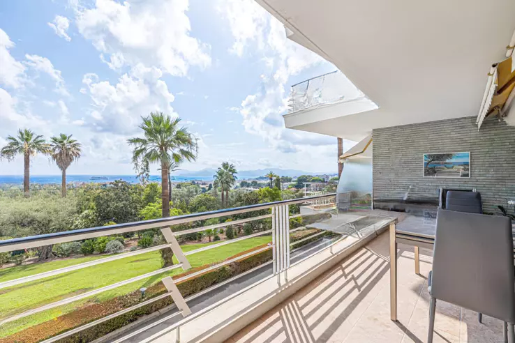 Квартира в Каннах, Франция, 76 м² - фото 1