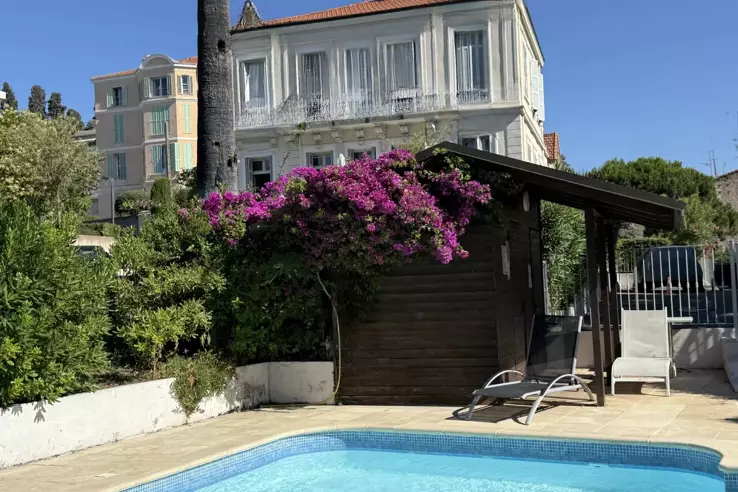 Квартира в Каннах, Франция, 88 м² - фото 1