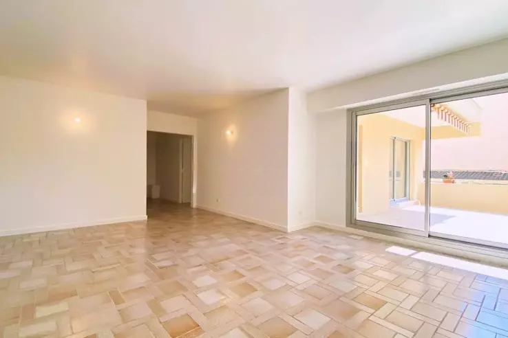 Квартира в Каннах, Франция, 69 м² - фото 1