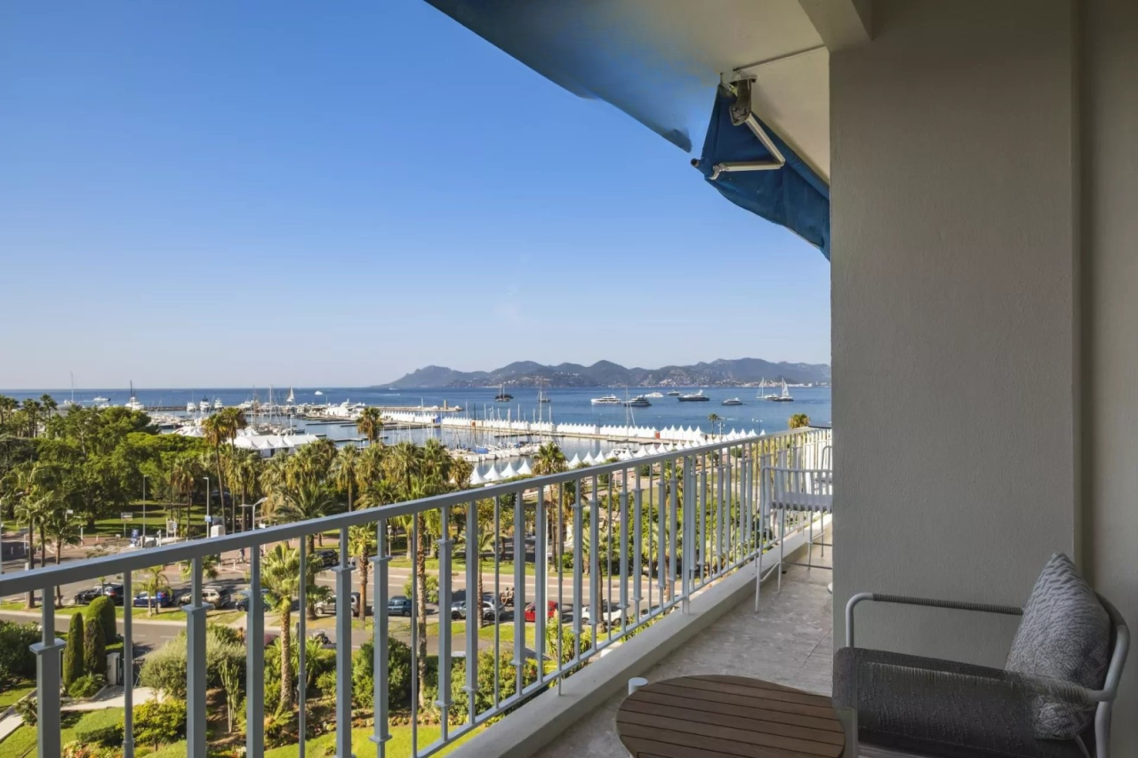 Квартира в Каннах, Франция, 99 м² - фото 1