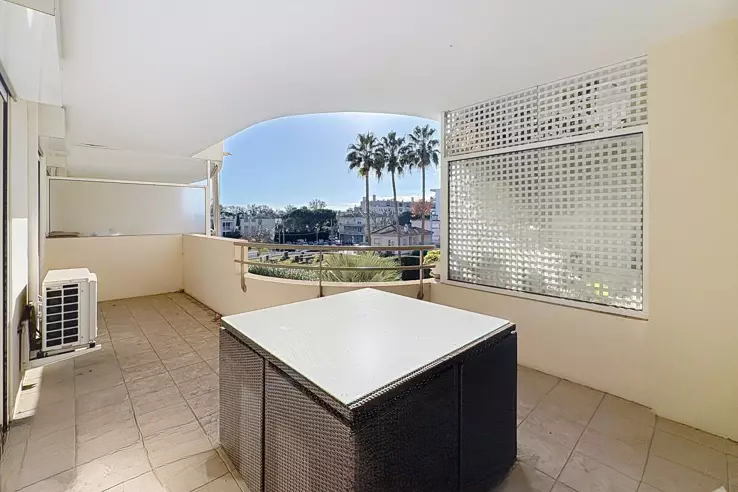 Квартира в Каннах, Франция, 105 м² - фото 1