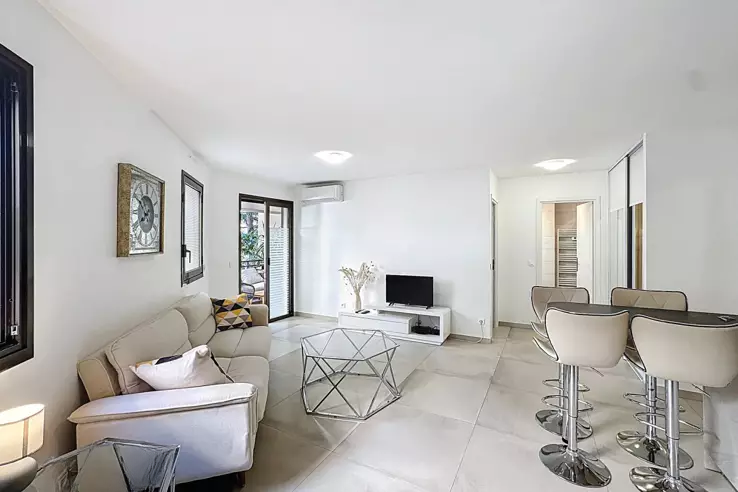 Квартира в Каннах, Франция, 42 м² - фото 1