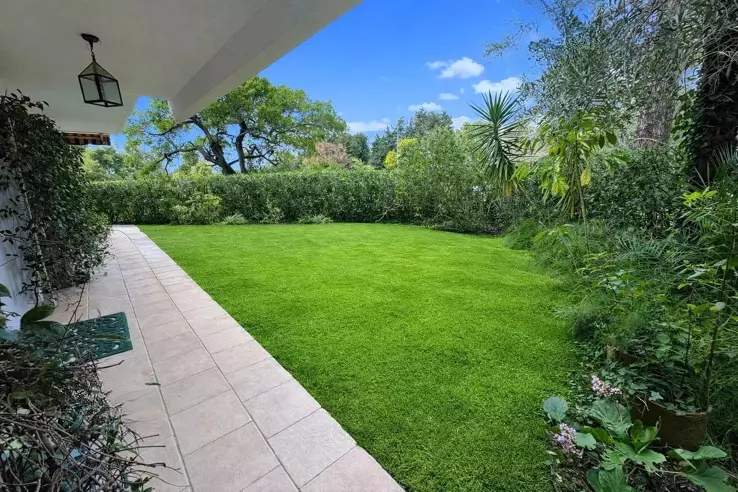 Квартира в Каннах, Франция, 70 м² - фото 1