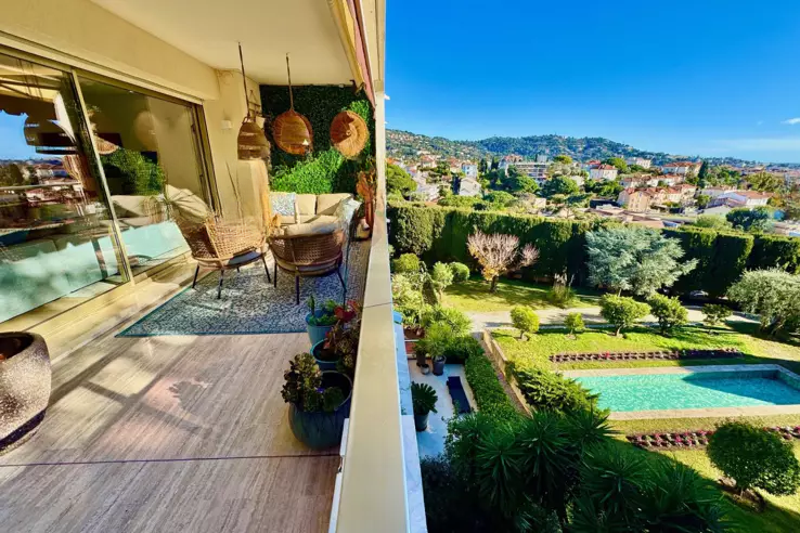 Квартира в Каннах, Франция, 111 м² - фото 1