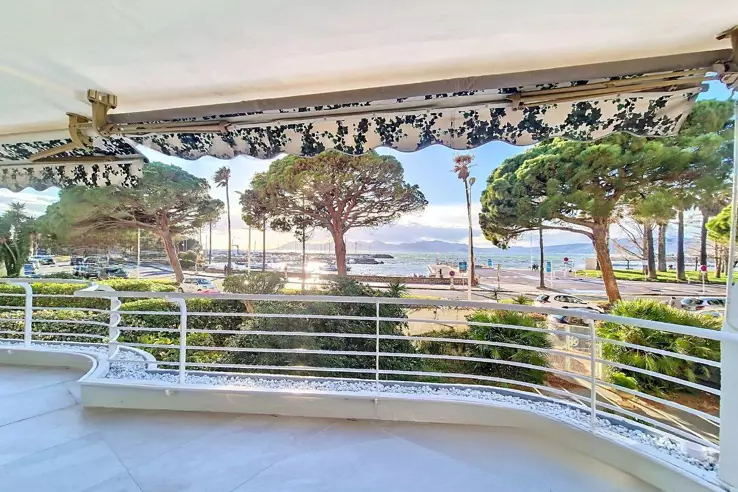 Квартира в Каннах, Франция, 44 м² - фото 1