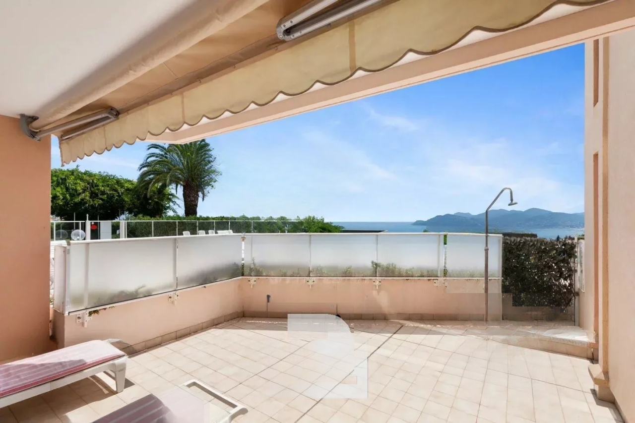 Квартира в Каннах, Франция, 74 м² - фото 2