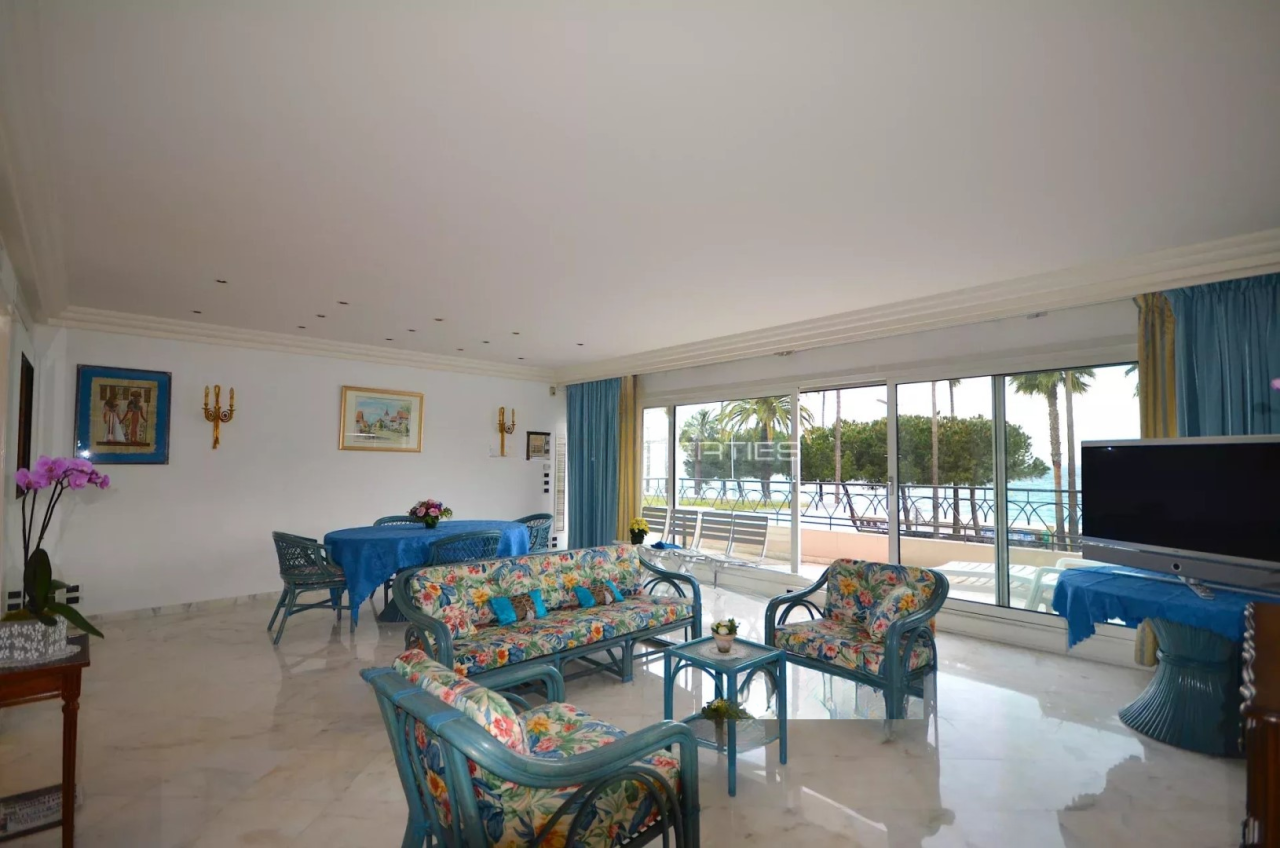 Квартира в Каннах, Франция, 93 м² - фото 2