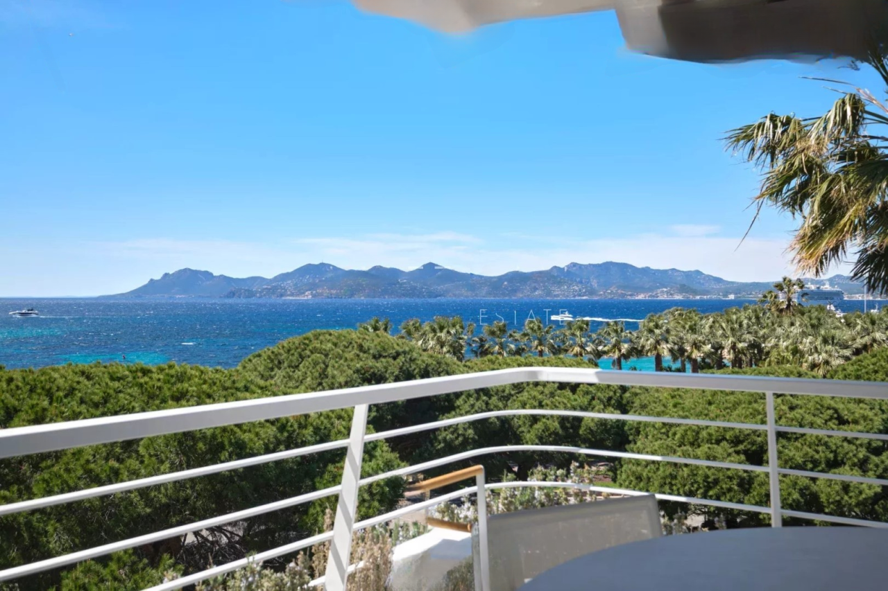 Квартира в Каннах, Франция, 108 м² - фото 2