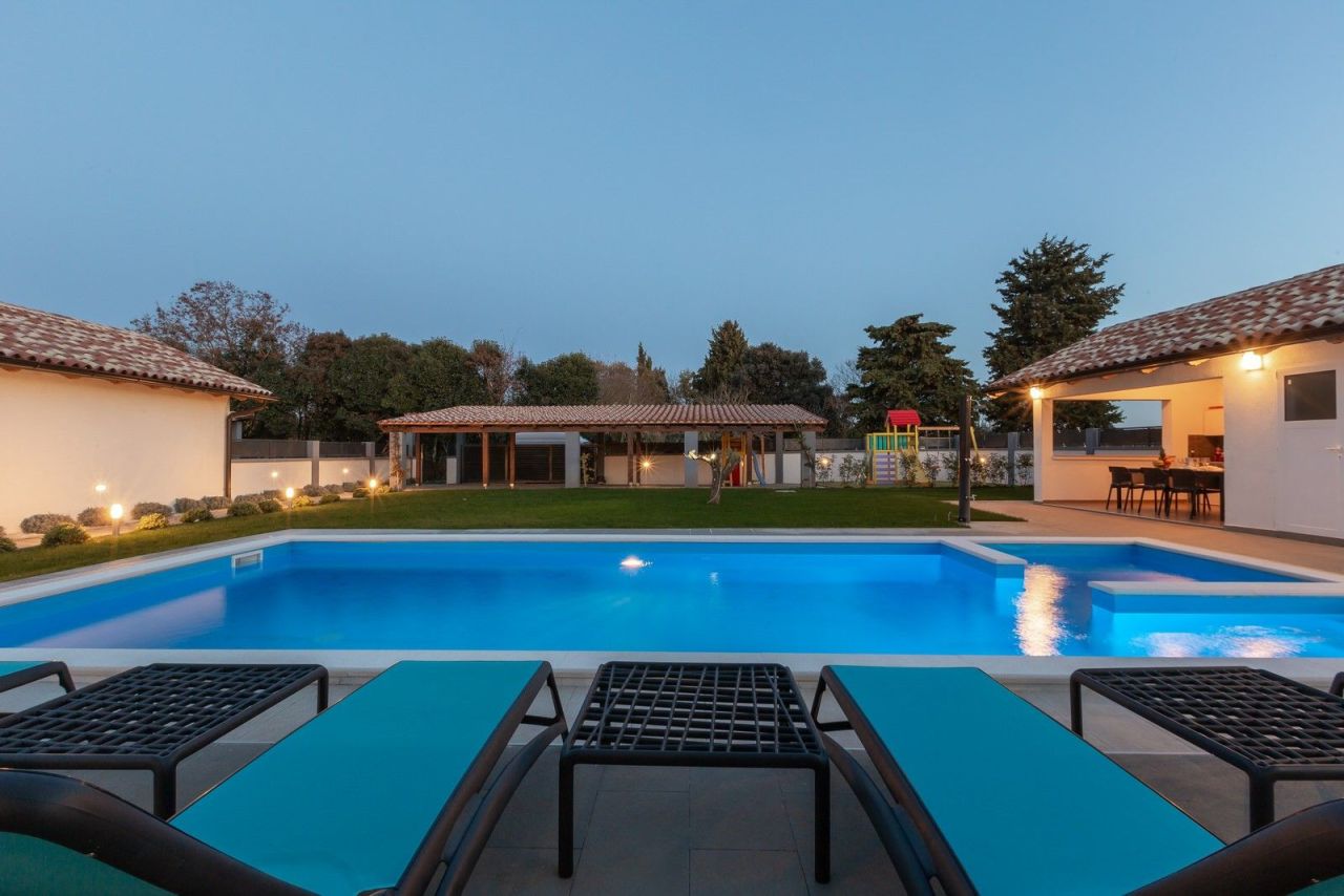 Дом в Пуле, Хорватия, 145 м² - фото 2