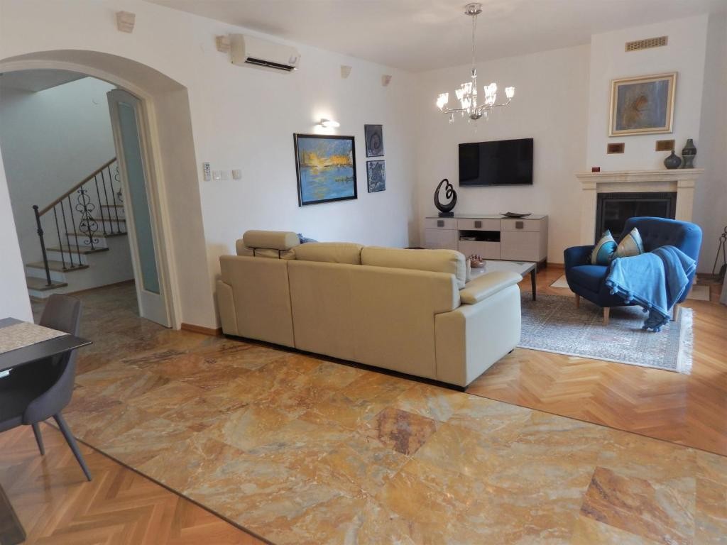 Дом в Умаге, Хорватия, 450 м² - фото 9