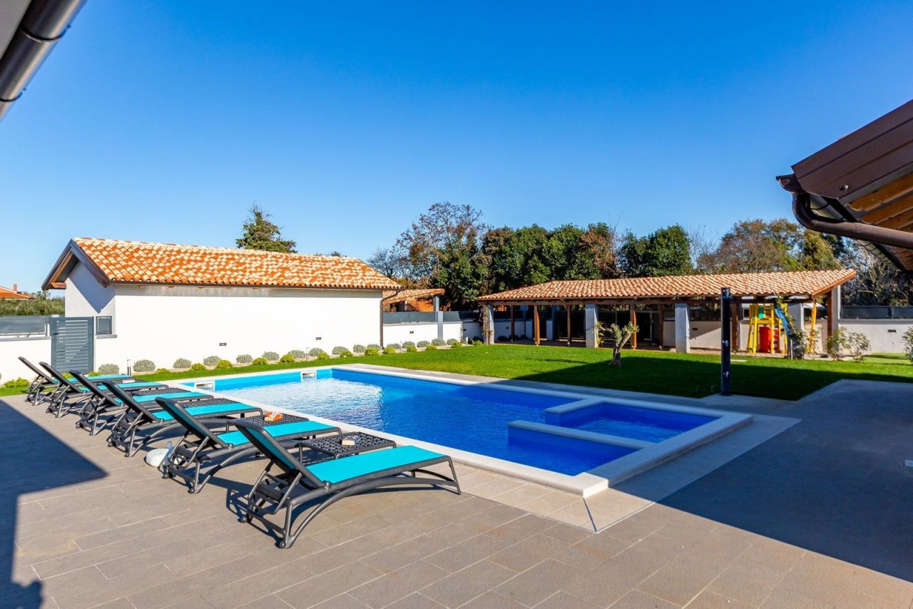 Дом в Пуле, Хорватия, 145 м² - фото 14