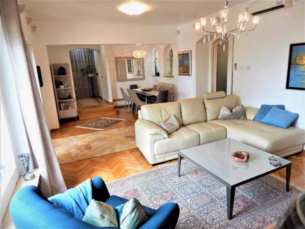 Дом в Умаге, Хорватия, 450 м² - фото 14