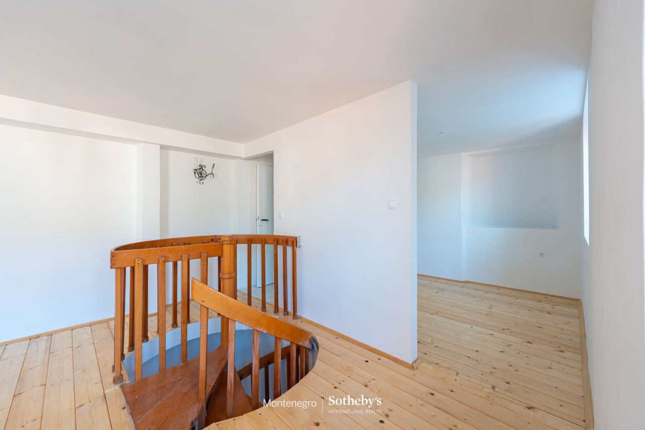 Апартаменты в Которе, Черногория, 163 м² - фото 8