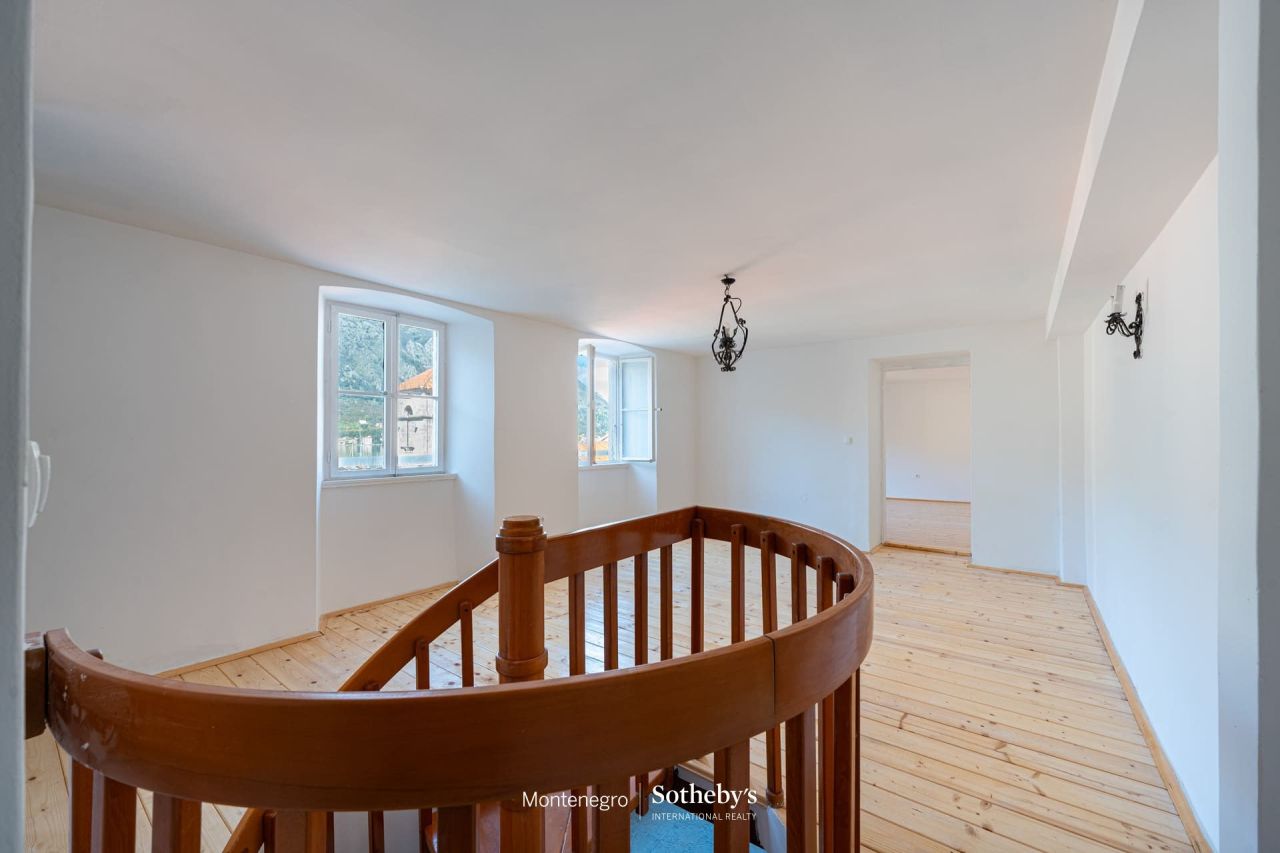 Апартаменты в Которе, Черногория, 163 м² - фото 10