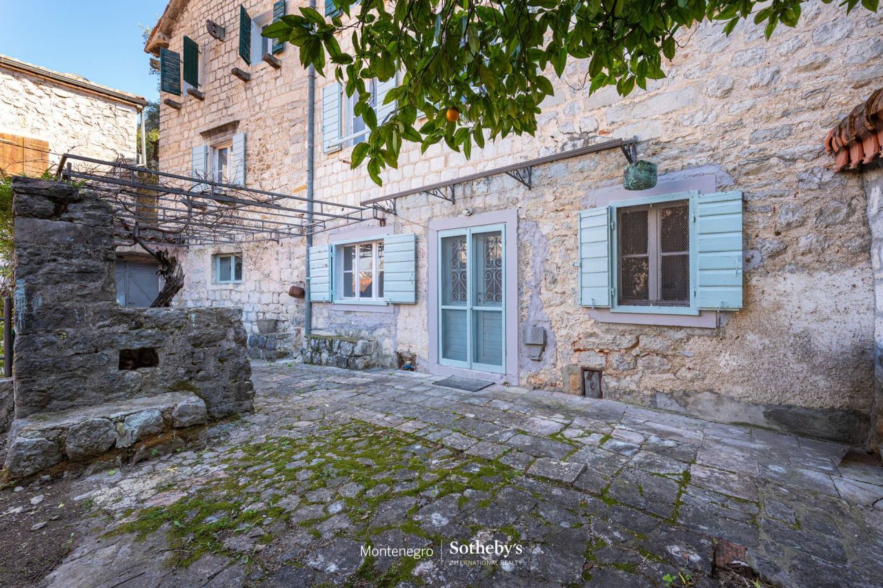 Апартаменты в Которе, Черногория, 163 м² - фото 14