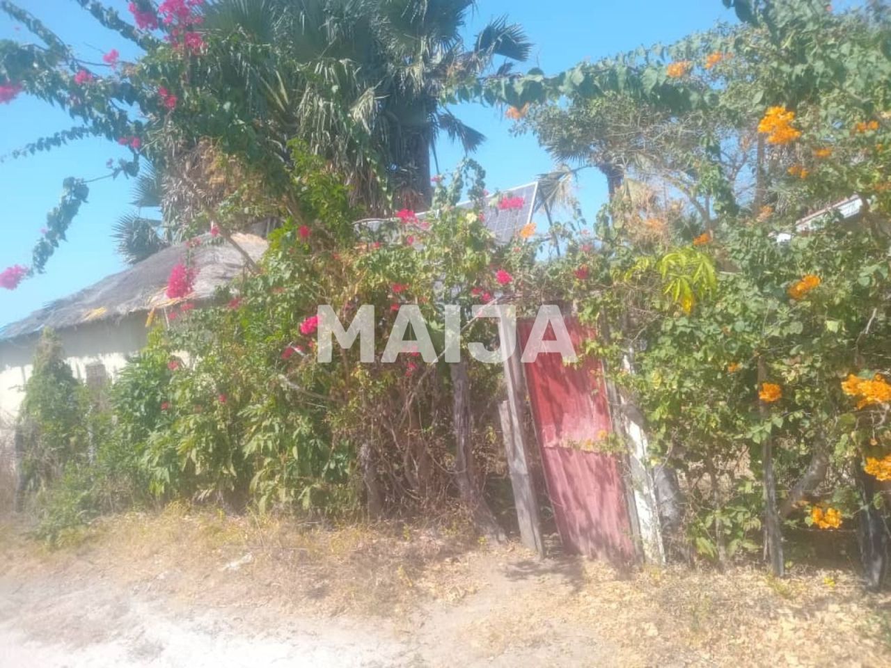 Офис Gunjur Madina, Гамбия, 14.07 м² - фото 2