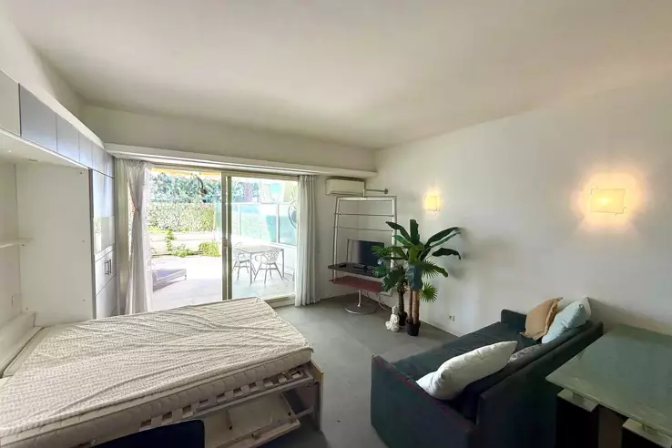 Квартира в Каннах, Франция, 38 м² - фото 2