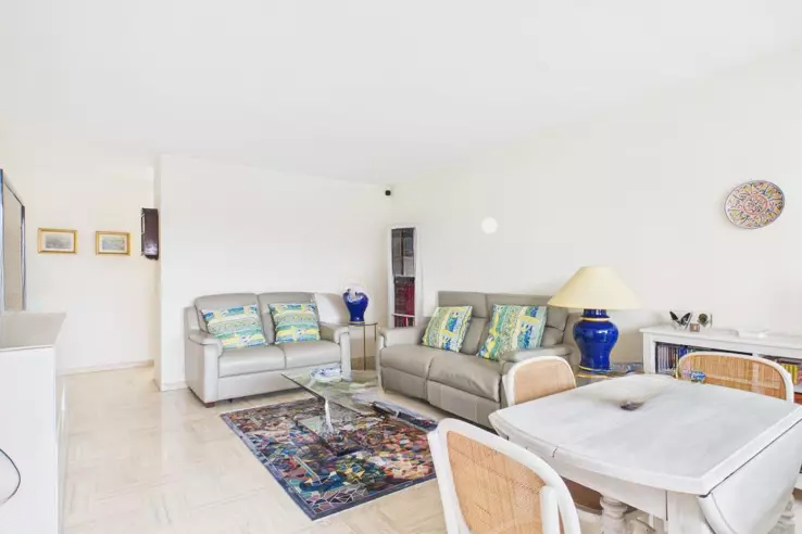 Квартира в Каннах, Франция, 87 м² - фото 2