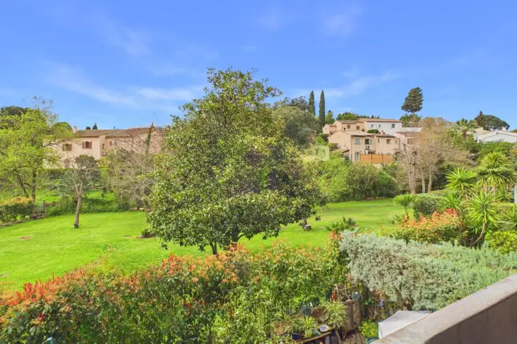 Квартира в Каннах, Франция, 22 м² - фото 2