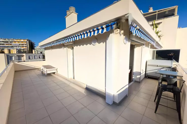 Квартира в Каннах, Франция, 30 м² - фото 3