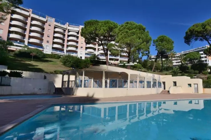 Квартира в Каннах, Франция, 32 м² - фото 3