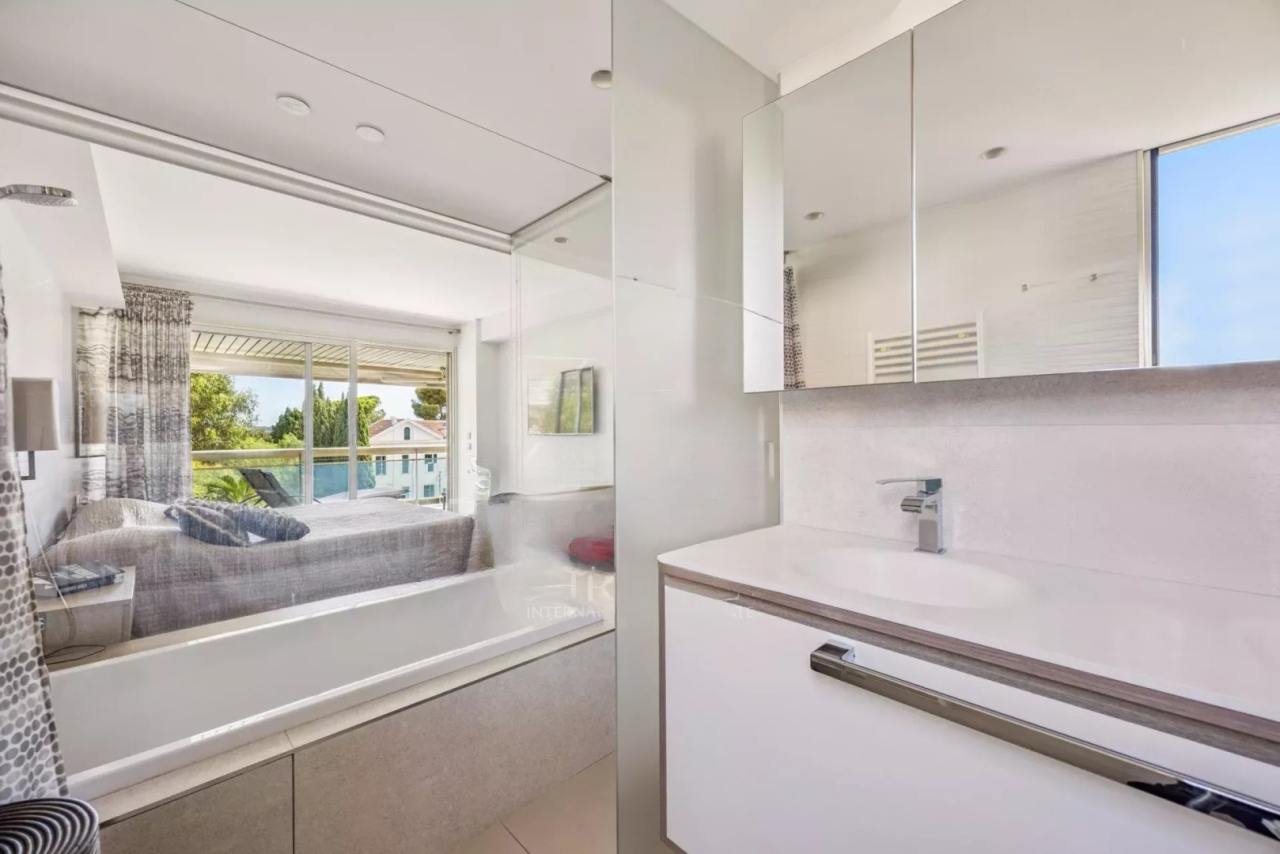 Квартира в Каннах, Франция, 103 м² - фото 8