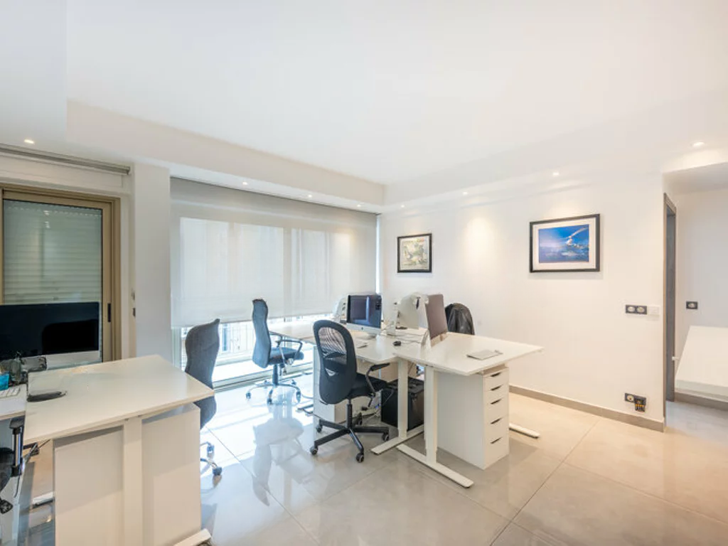 Квартира в Монако, Монако, 95 м² - фото 8