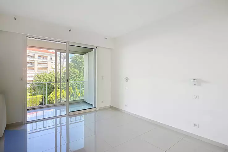 Квартира в Каннах, Франция, 75 м² - фото 4