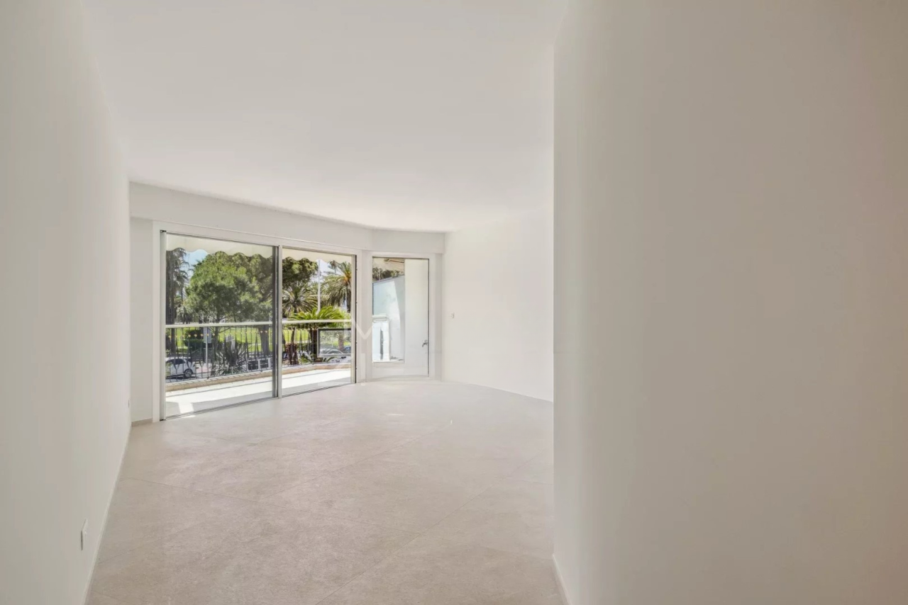 Квартира в Каннах, Франция, 92 м² - фото 12