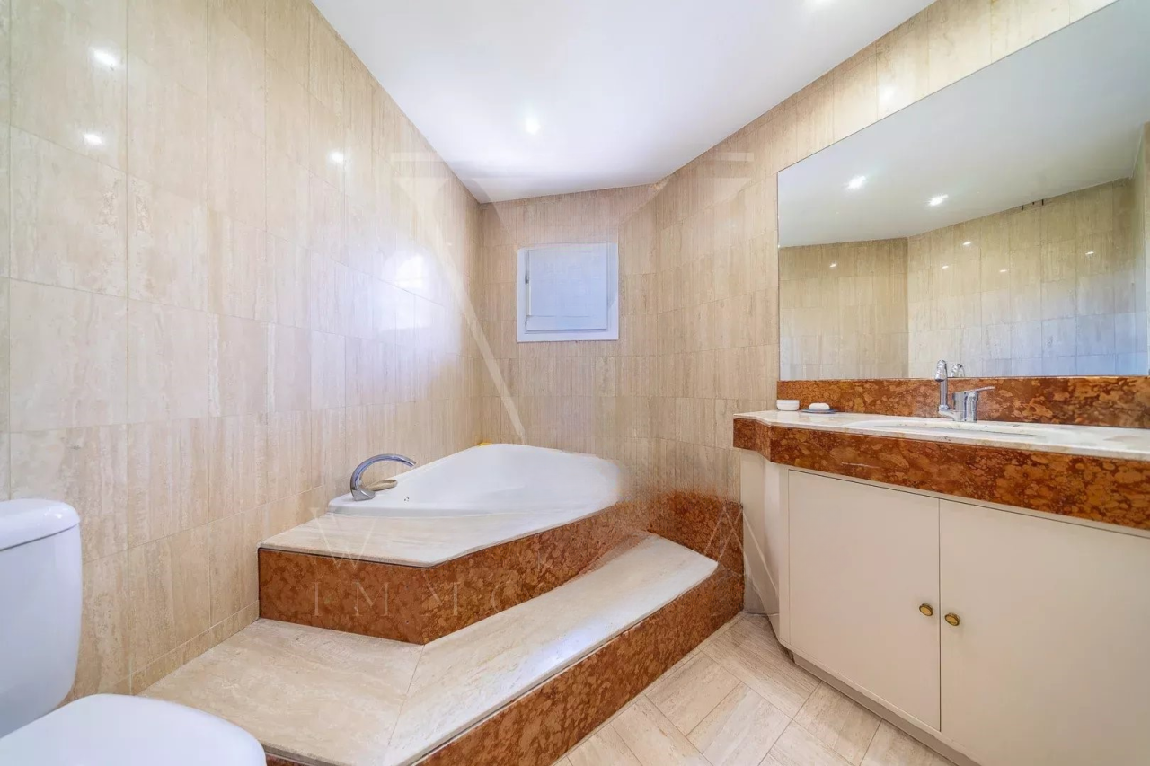 Квартира в Каннах, Франция, 122 м² - фото 13