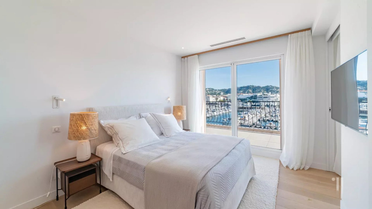 Квартира в Каннах, Франция, 111 м² - фото 13