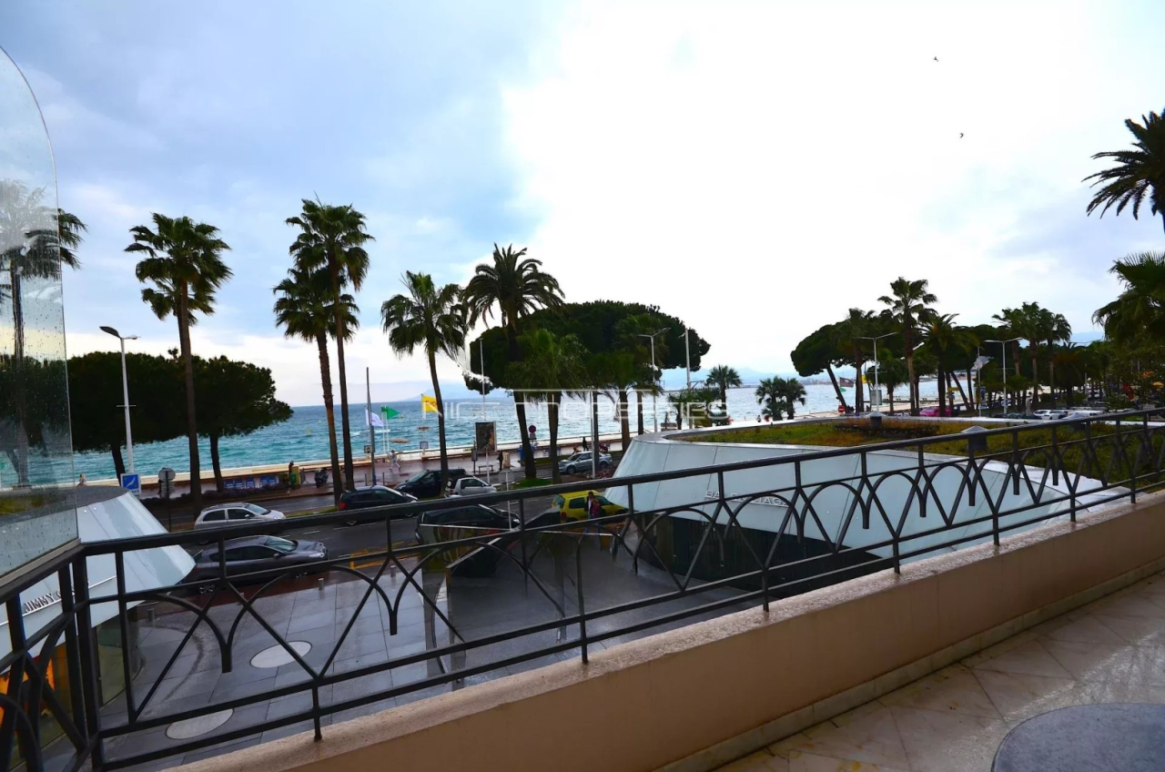 Квартира в Каннах, Франция, 93 м² - фото 13