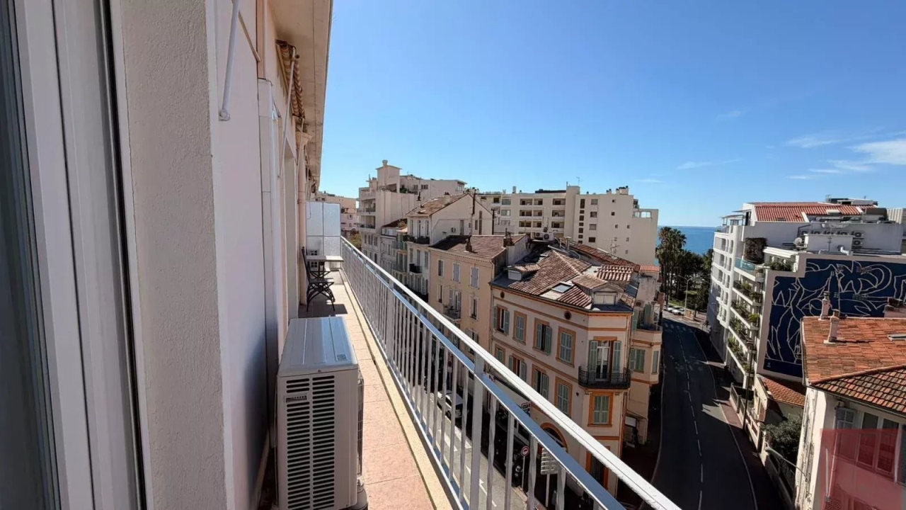 Квартира в Каннах, Франция, 103 м² - фото 17