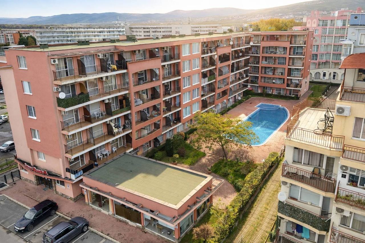 Апартаменты на Солнечном берегу, Болгария, 42 м² - фото 1