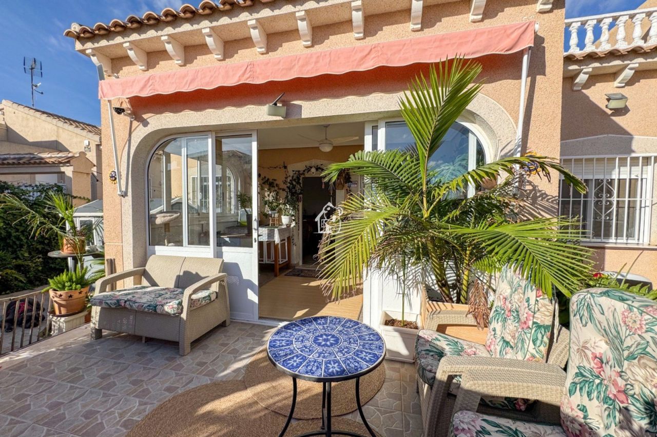 Дом в Сьюдад-Кесада, Испания, 100 м² - фото 3