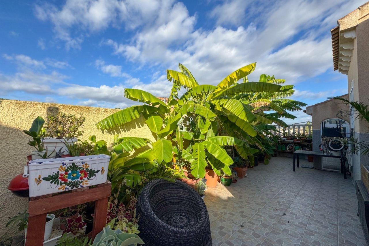 Дом в Сьюдад-Кесада, Испания, 100 м² - фото 8