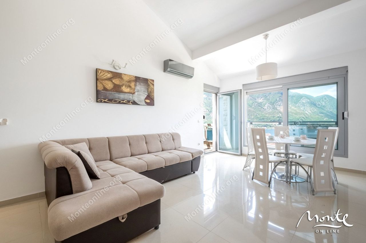 Апартаменты в Доброте, Черногория, 57 м² - фото 3