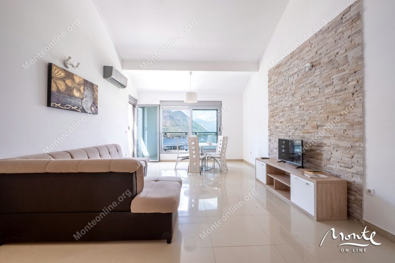 Апартаменты в Доброте, Черногория, 57 м² - фото 4