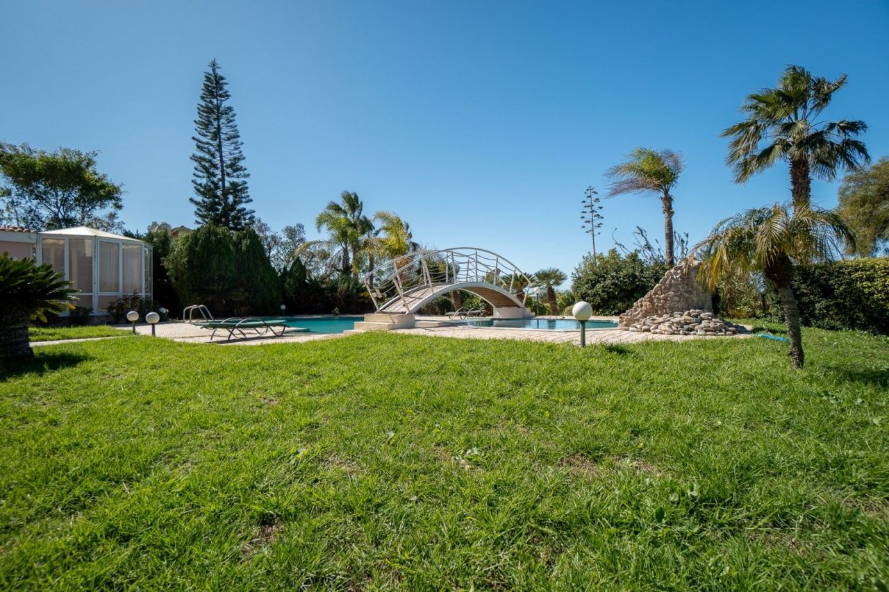 Вилла в Пафосе, Кипр, 327 м² - фото 5