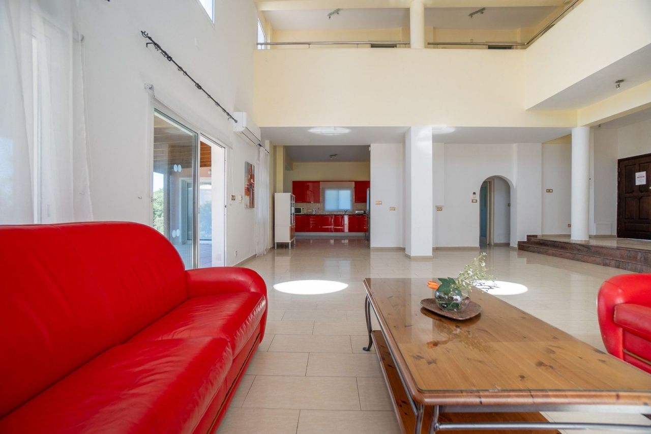 Вилла в Пафосе, Кипр, 327 м² - фото 8