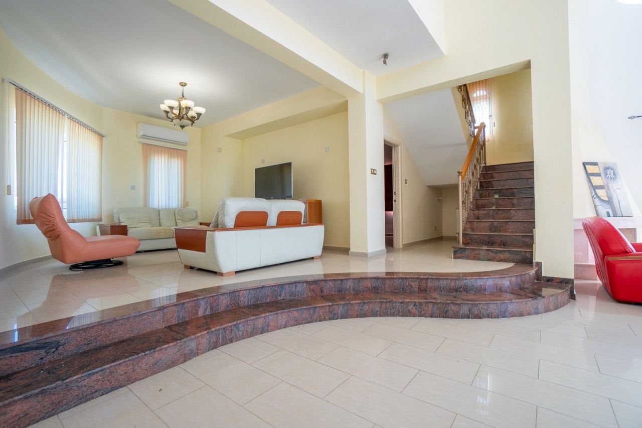 Вилла в Пафосе, Кипр, 327 м² - фото 12