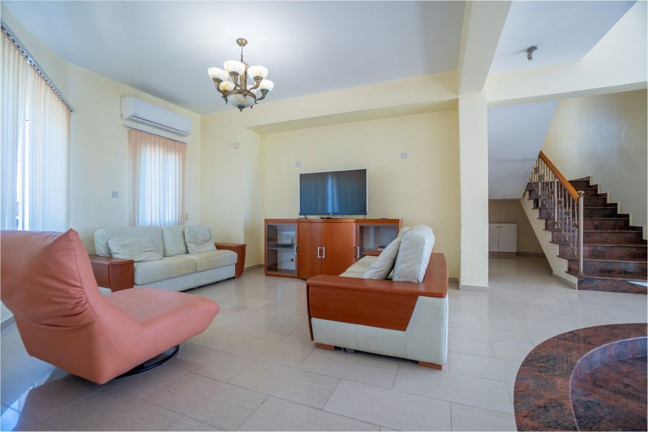 Вилла в Пафосе, Кипр, 327 м² - фото 13