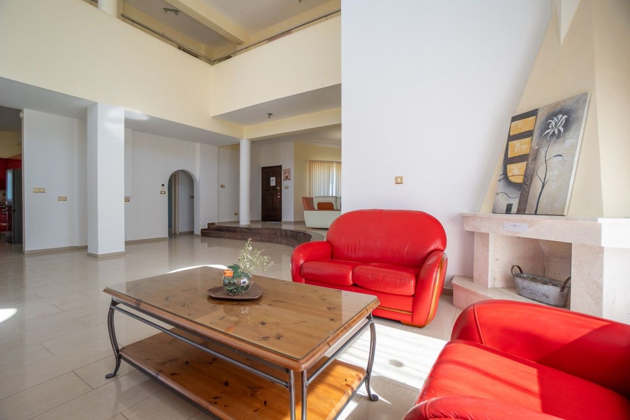 Вилла в Пафосе, Кипр, 327 м² - фото 16