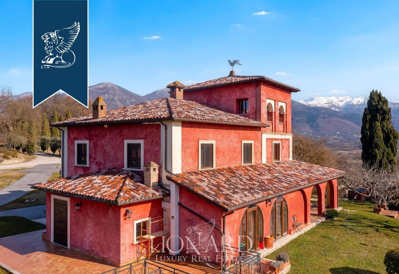 Ферма в Риети, Италия, 700 м² - фото 3