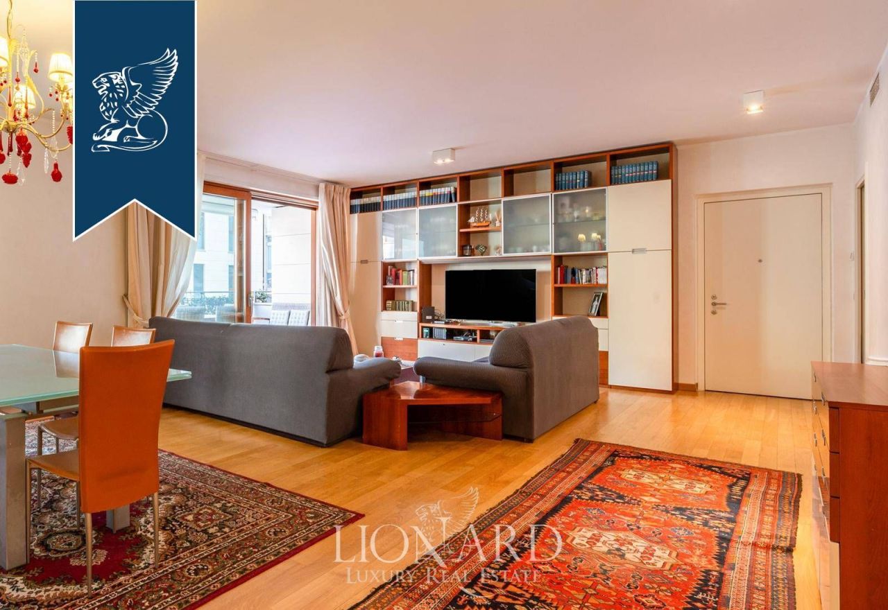 Апартаменты в Милане, Италия, 215 м² - фото 3