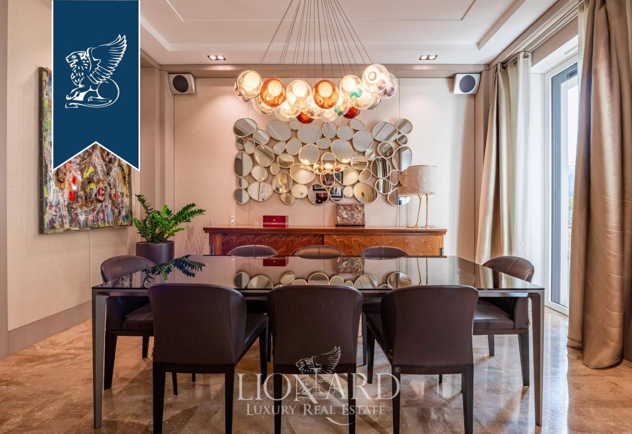 Апартаменты в Милане, Италия, 220 м² - фото 8