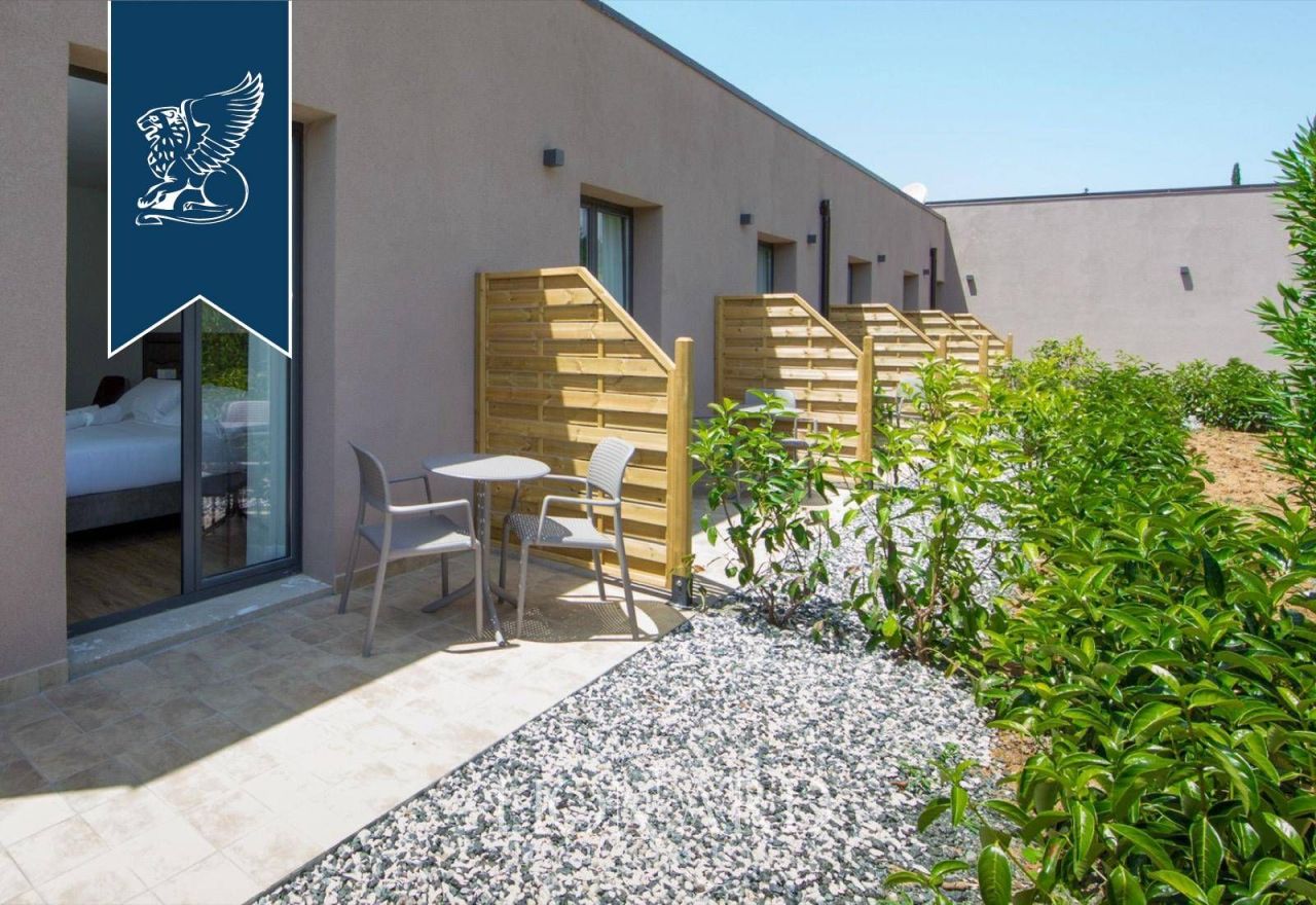 Отель, гостиница в Рипарбелле, Италия, 4 000 м² - фото 9