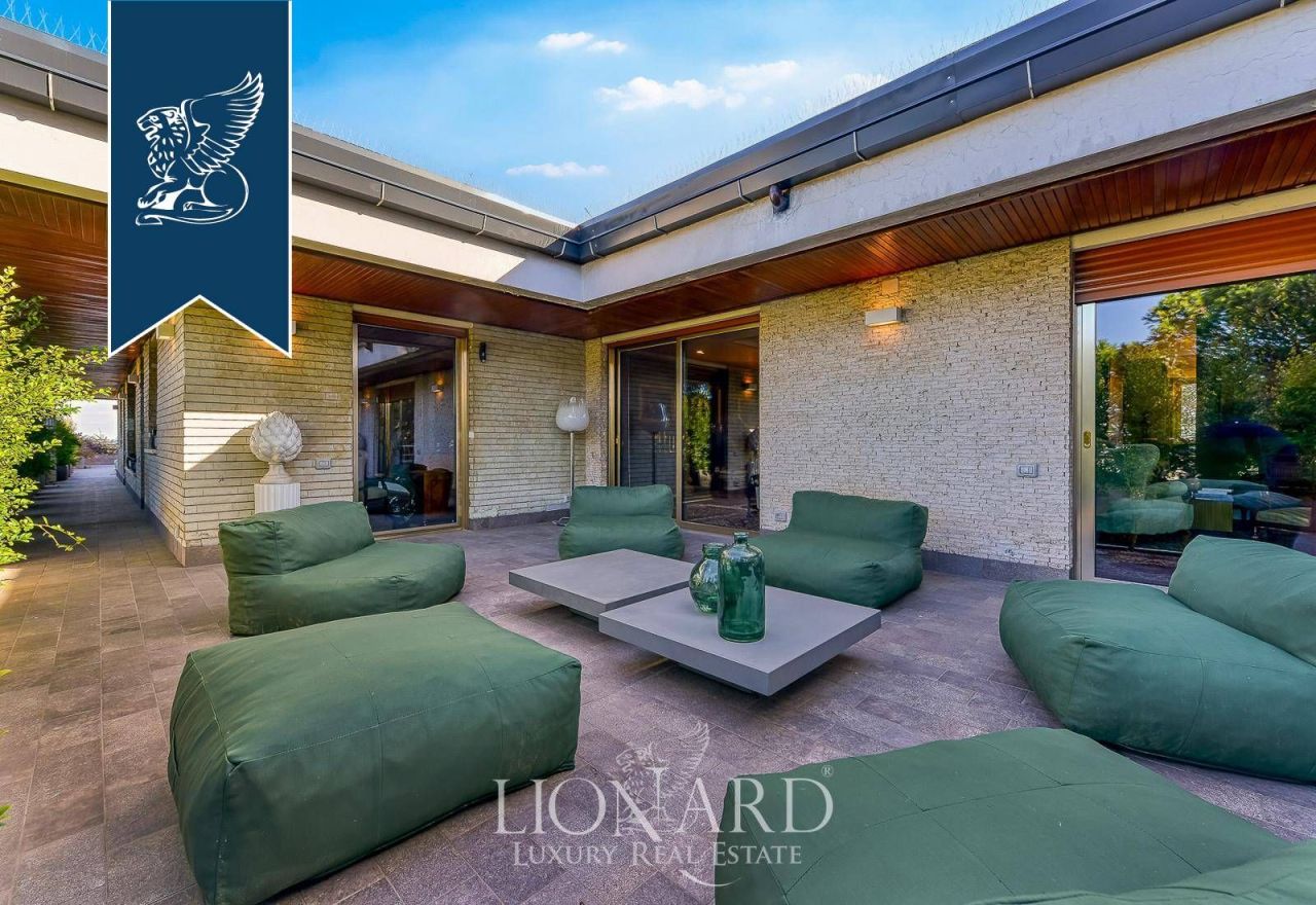 Дом в Риме, Италия, 400 м² - фото 10